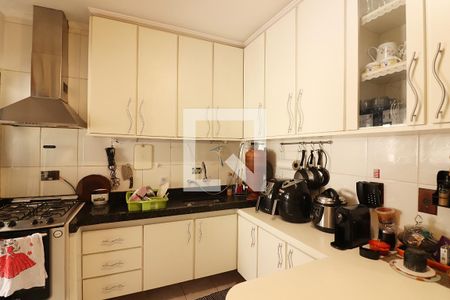 Apartamento à venda com 110m², 3 quartos e 2 vagasCozinha 