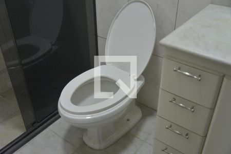 Casa para alugar com 180m², 3 quartos e 5 vagasBanheiro Social