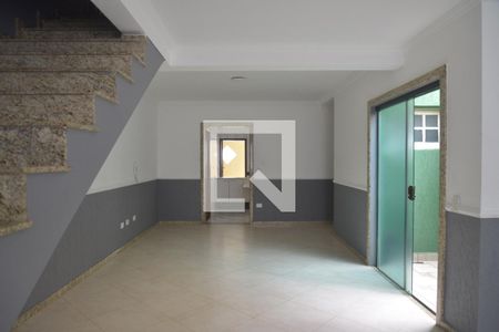 Casa para alugar com 3 quartos, 180m² em Vila Humaita, Santo André