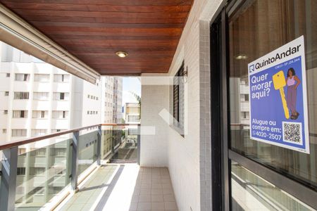 Apartamento à venda com 127m², 3 quartos e 1 vagaPlaquinha