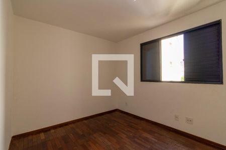 Apartamento à venda com 127m², 3 quartos e 1 vagaQuarto 2