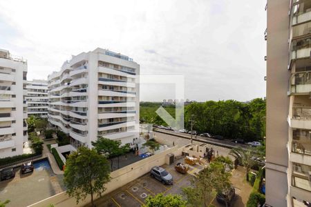 Apartamento à venda com 84m², 3 quartos e 1 vaga Apartamento à venda com 84m², 3 quartos e 1 vagaVaranda Vista