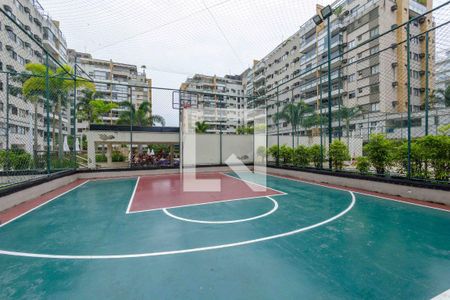 Apartamento à venda com 84m², 3 quartos e 1 vaga Apartamento à venda com 84m², 3 quartos e 1 vagaÁrea Comum - Quadra