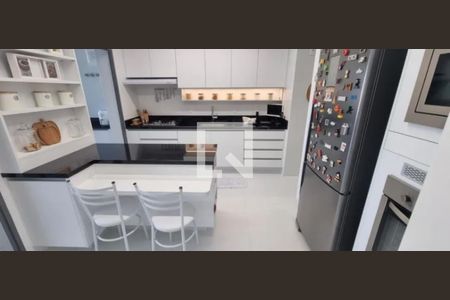 Cozinha de apartamento à venda com 3 quartos, 147m² em Vila Mariana, São Paulo
