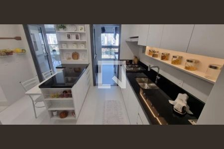 Cozinha de apartamento à venda com 3 quartos, 147m² em Vila Mariana, São Paulo