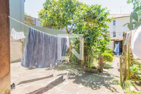 Quintal de casa à venda com 2 quartos, 300m² em Tristeza, Porto Alegre