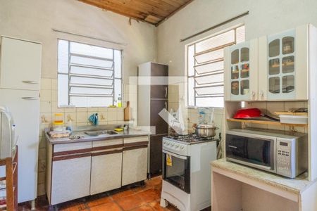 Cozinha de casa à venda com 2 quartos, 300m² em Tristeza, Porto Alegre