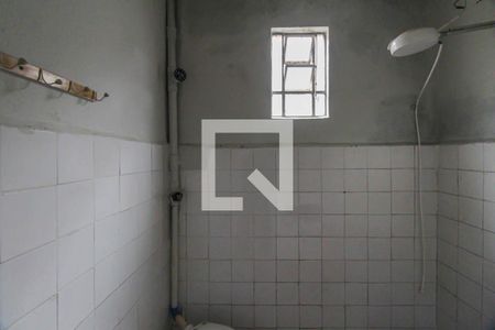 Casa à venda com 240m², 2 quartos e 2 vagasBanheiro