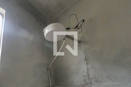 Casa à venda com 240m², 2 quartos e 2 vagasBanheiro