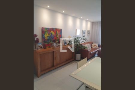 Apartamento à venda com 90m², 3 quartos e 3 vagasSala