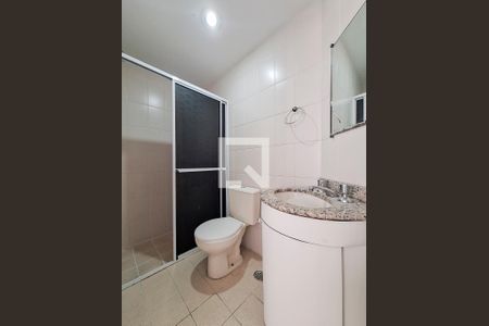 Apartamento à venda com 74m², 3 quartos e 1 vaga Apartamento à venda com 74m², 3 quartos e 1 vagaBanheiro