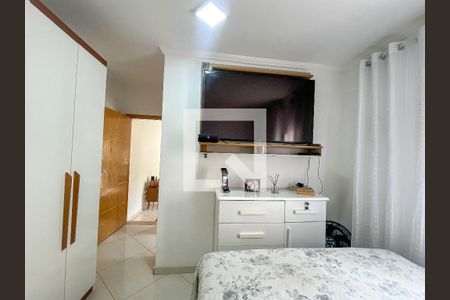 Casa à venda com 250m², 2 quartos e 3 vagasSuíte