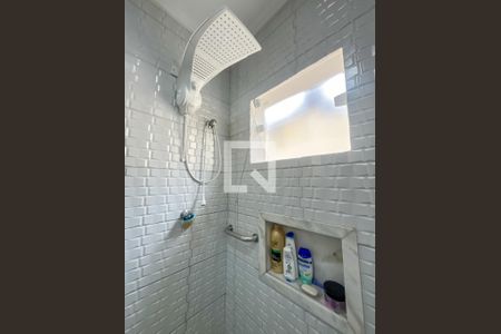 Casa à venda com 250m², 2 quartos e 3 vagasBanheiro da Suíte