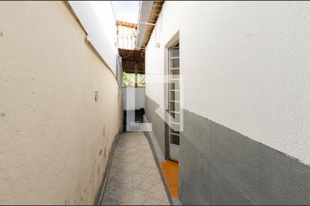 Casa à venda com 360m², 3 quartos e 3 vagas Casa à venda com 360m², 3 quartos e 3 vagasCorredor