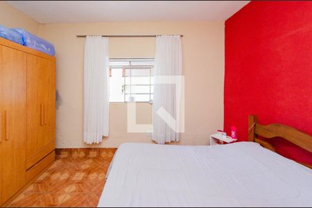 Casa à venda com 360m², 3 quartos e 3 vagas Casa à venda com 360m², 3 quartos e 3 vagasQuarto 2