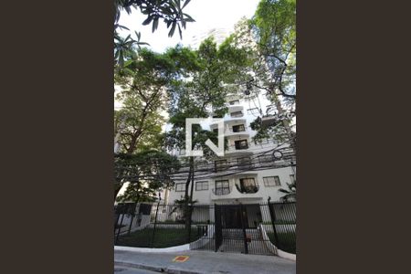 Apartamento à venda com 75m², 2 quartos e 1 vagaFachada