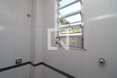 Apartamento à venda com 75m², 2 quartos e 1 vagaBanheiro de serviço