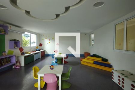 Apartamento à venda com 187m², 4 quartos e 1 vagaÁrea comum