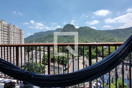 Apartamento à venda com 80m², 3 quartos e 1 vagaVaranda