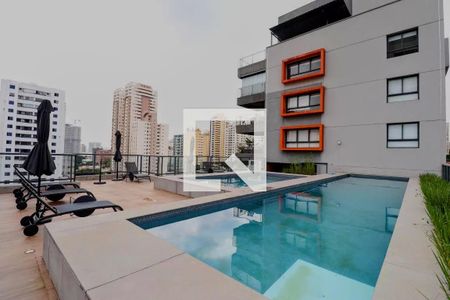 Studio à venda com 42m², 1 quarto e 1 vaga Studio à venda com 42m², 1 quarto e 1 vagaÁrea comum - Piscina