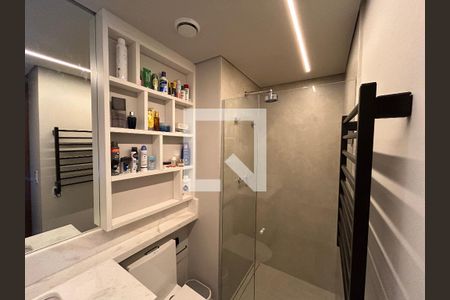 Studio à venda com 42m², 1 quarto e 1 vaga Studio à venda com 42m², 1 quarto e 1 vagaBanheiro