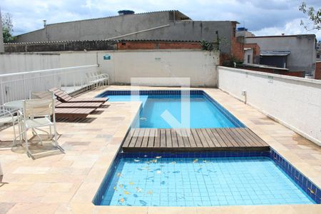 Apartamento para alugar com 45m², 2 quartos e 1 vagaÁrea comum - Piscina