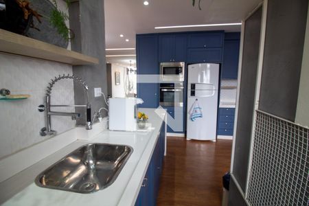 Apartamento à venda com 119m², 3 quartos e sem vagaCozinha e Área de Serviço