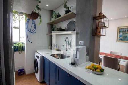 Apartamento à venda com 119m², 3 quartos e sem vagaCozinha e Área de Serviço