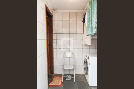 Casa à venda com 120m², 3 quartos e 2 vagas Casa à venda com 120m², 3 quartos e 2 vagasÁrea de serviço