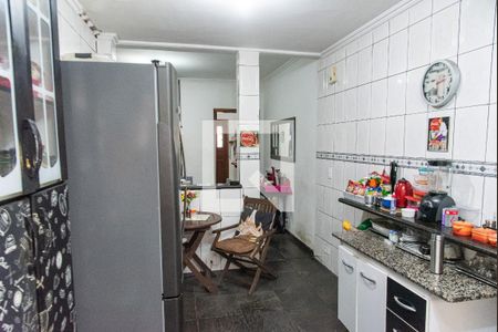Casa à venda com 120m², 3 quartos e 2 vagas Casa à venda com 120m², 3 quartos e 2 vagasCozinha