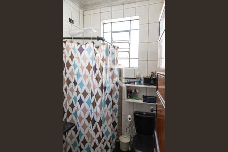 Casa à venda com 120m², 3 quartos e 2 vagas Casa à venda com 120m², 3 quartos e 2 vagasBanheiro