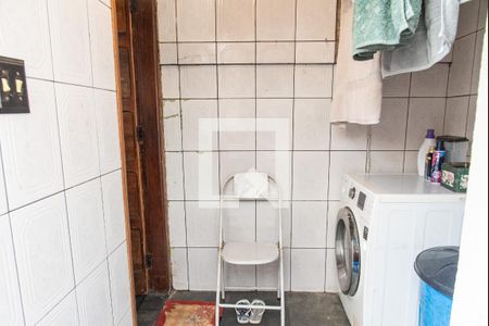 Casa à venda com 120m², 3 quartos e 2 vagas Casa à venda com 120m², 3 quartos e 2 vagasÁrea de serviço