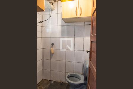 Casa à venda com 120m², 3 quartos e 2 vagas Casa à venda com 120m², 3 quartos e 2 vagasBanheiro de serviço