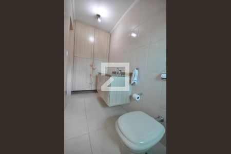 Casa à venda com 153m², 3 quartos e 1 vagaBanheiro da Suíte