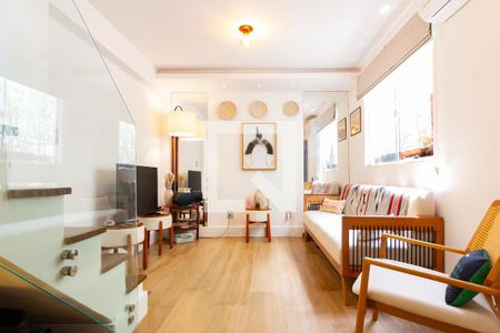 Sala de apartamento à venda com 2 quartos, 71m² em Leblon, Rio de Janeiro