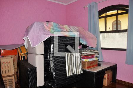 Casa à venda com 347m², 3 quartos e 2 vagasDetalhe - Quarto 02