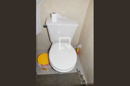 Casa à venda com 347m², 3 quartos e 2 vagasDetalhe - Lavabo