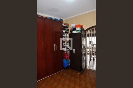 Casa à venda com 347m², 3 quartos e 2 vagasDetalhe - Quarto 03 com Varanda
