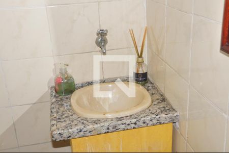 Casa à venda com 347m², 3 quartos e 2 vagasDetalhe - Lavabo