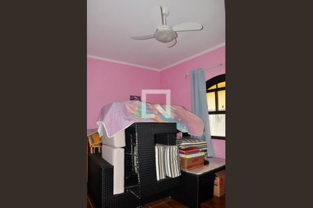 Casa à venda com 347m², 3 quartos e 2 vagasDetalhe - Quarto 02