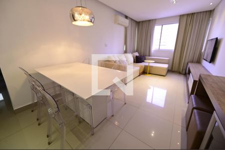 Sala de apartamento para alugar com 3 quartos, 77m² em Setor Bueno, Goiânia