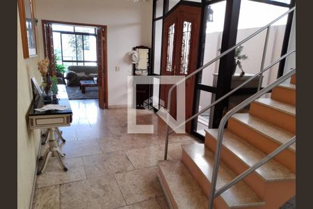 Casa à venda com 520m², 5 quartos e 5 vagas Casa à venda com 520m², 5 quartos e 5 vagasFoto 22