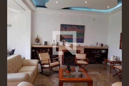 Casa à venda com 520m², 5 quartos e 5 vagas Casa à venda com 520m², 5 quartos e 5 vagasFoto 03