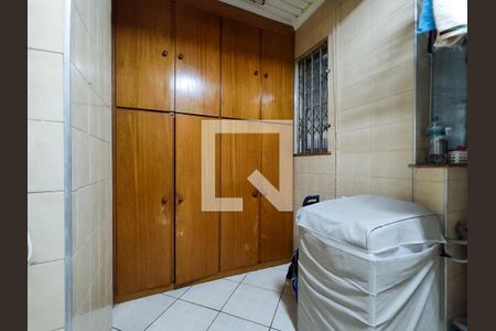 Apartamento para alugar com 75m², 2 quartos e 1 vaga Apartamento para alugar com 75m², 2 quartos e 1 vagaÁrea de Serviço