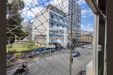 Apartamento para alugar com 75m², 2 quartos e 1 vaga Apartamento para alugar com 75m², 2 quartos e 1 vagaVista do Quarto 2