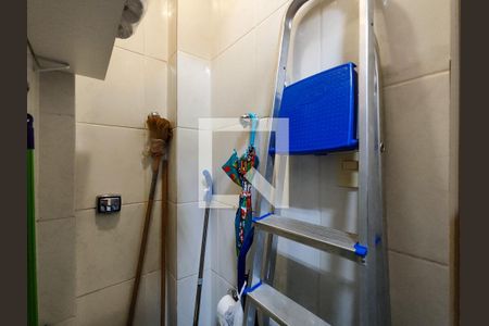 Apartamento para alugar com 75m², 2 quartos e 1 vaga Apartamento para alugar com 75m², 2 quartos e 1 vagaBanheiro de serviço