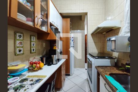 Apartamento para alugar com 75m², 2 quartos e 1 vaga Apartamento para alugar com 75m², 2 quartos e 1 vagaCozinha