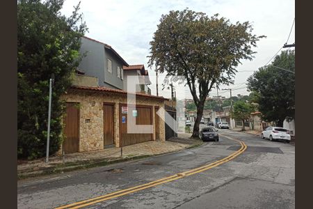 Casa para alugar com 360m², 3 quartos e 5 vagasFachada do Imóvel