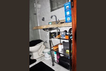 Casa para alugar com 360m², 3 quartos e 5 vagasBanheiro 2