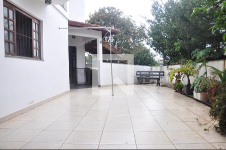 Casa para alugar com 360m², 3 quartos e 5 vagasÁrea Externa